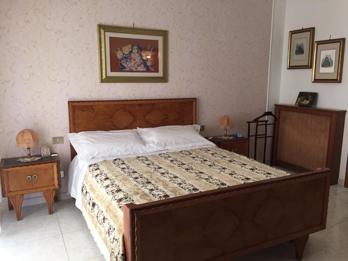 B&B Donna Porzia Trani Luaran gambar