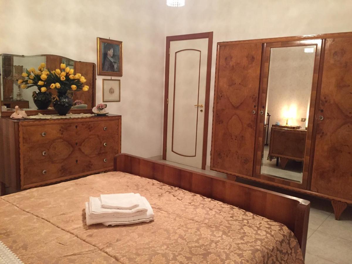 B&B Donna Porzia Trani Luaran gambar
